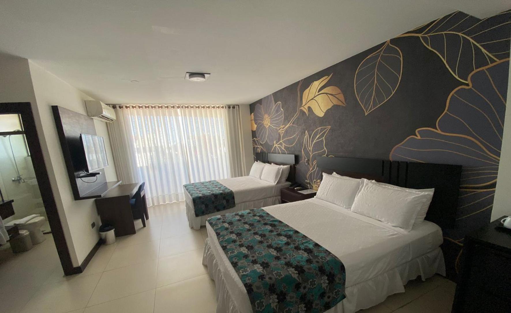 Mai Suites Apart Hotel ซานตาครูซเดอลาเซียร์รา ภายนอก รูปภาพ