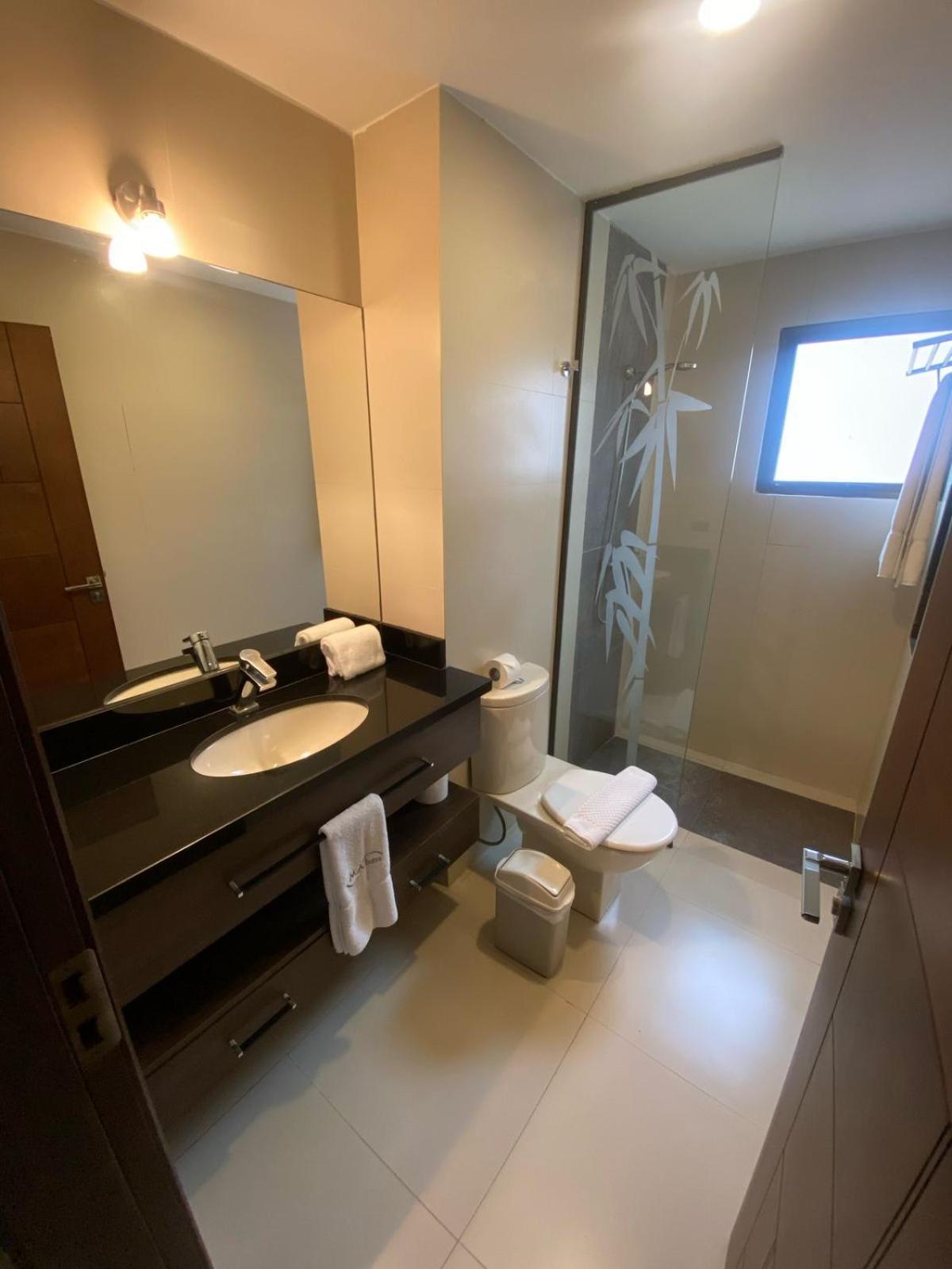 Mai Suites Apart Hotel ซานตาครูซเดอลาเซียร์รา ภายนอก รูปภาพ