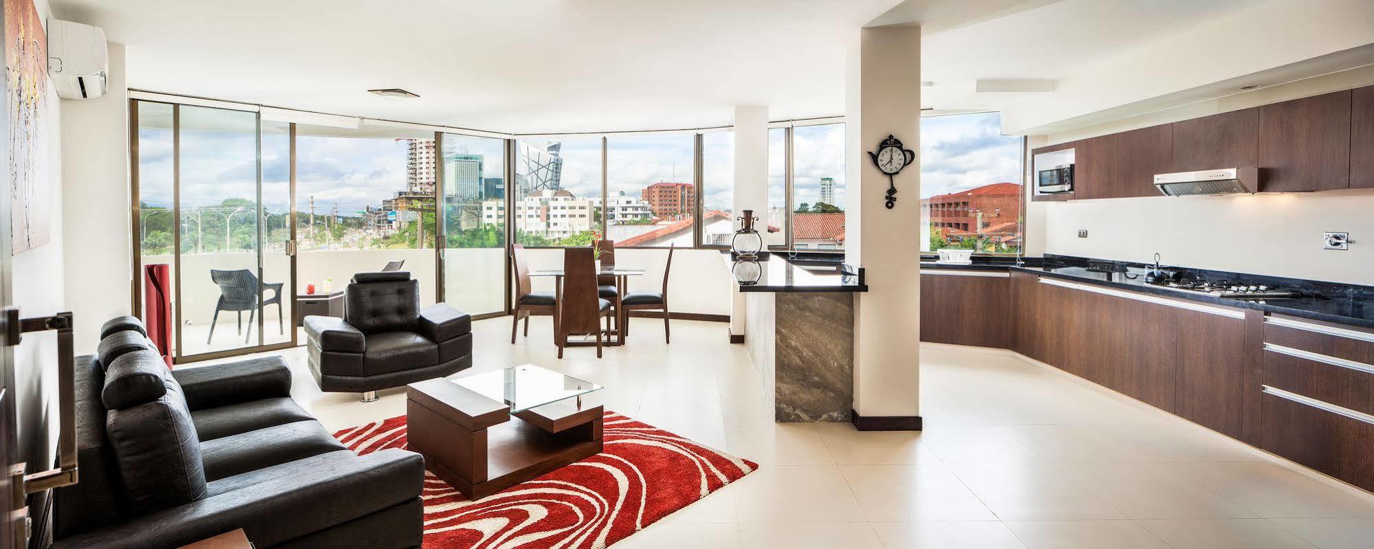 Mai Suites Apart Hotel ซานตาครูซเดอลาเซียร์รา ภายนอก รูปภาพ